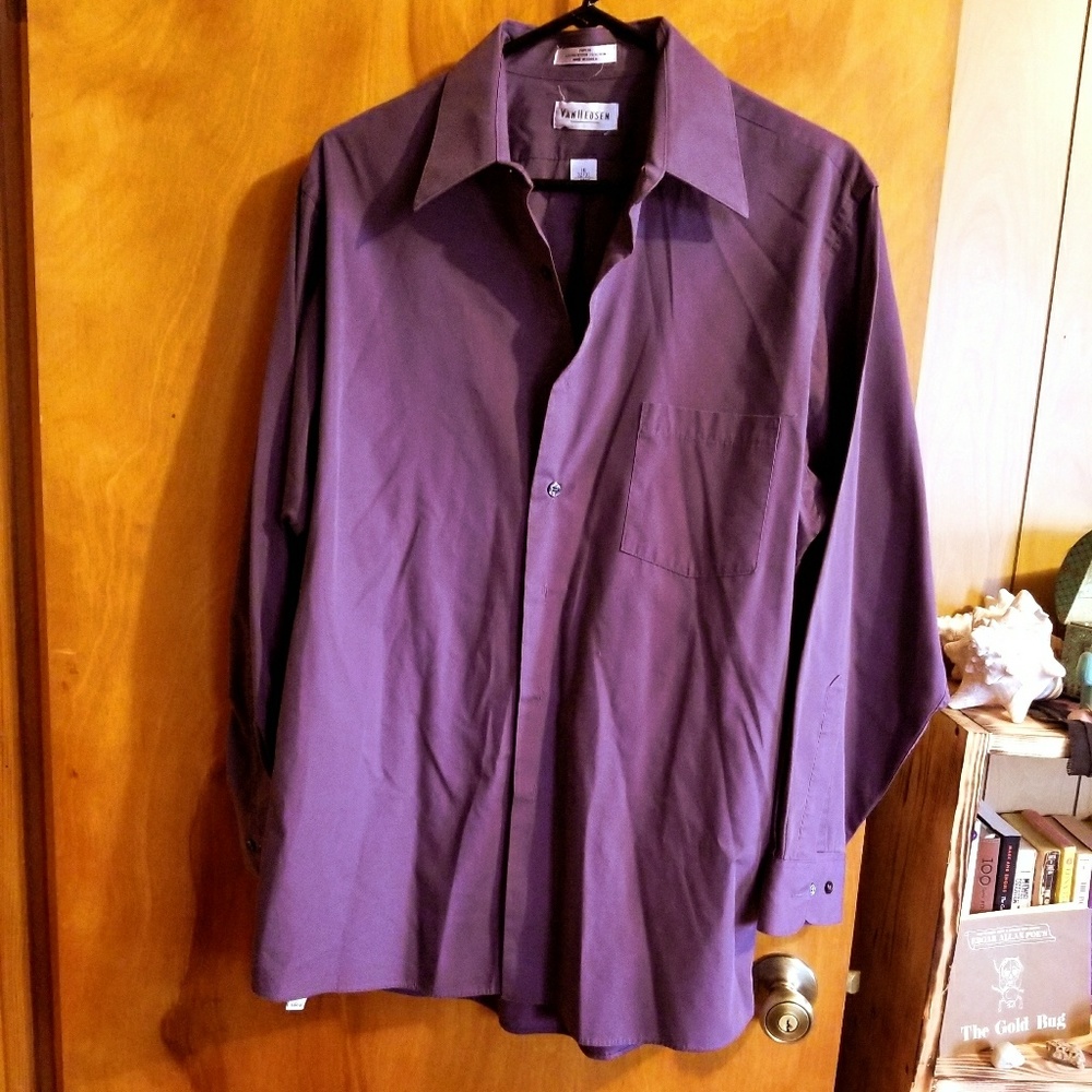 VANHeusen dress shirt